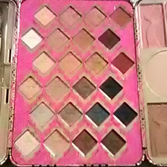 TARTE TREASURE BOX COLLECTOR'S SET - Picture 4 of 8